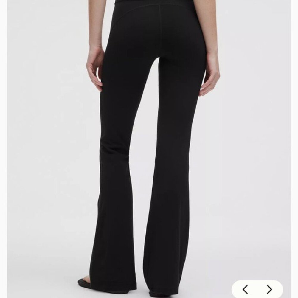 🖤Rare Hawaiian Island design lululemon align groove flare leggings - Picture 5 of 8